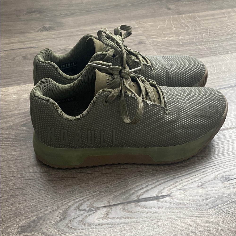 NOBULL Women’s Olive Green Outwork Edge (Impact)